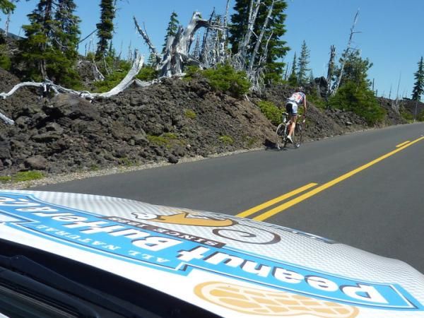 Team Car - Subaru Outback follows eventual SRAM Tour of The Gila winner, Mara Abbott