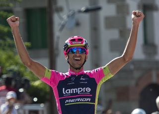 Ruben Plaza wins stage 20 at the 2015 Vuelta a Espana.