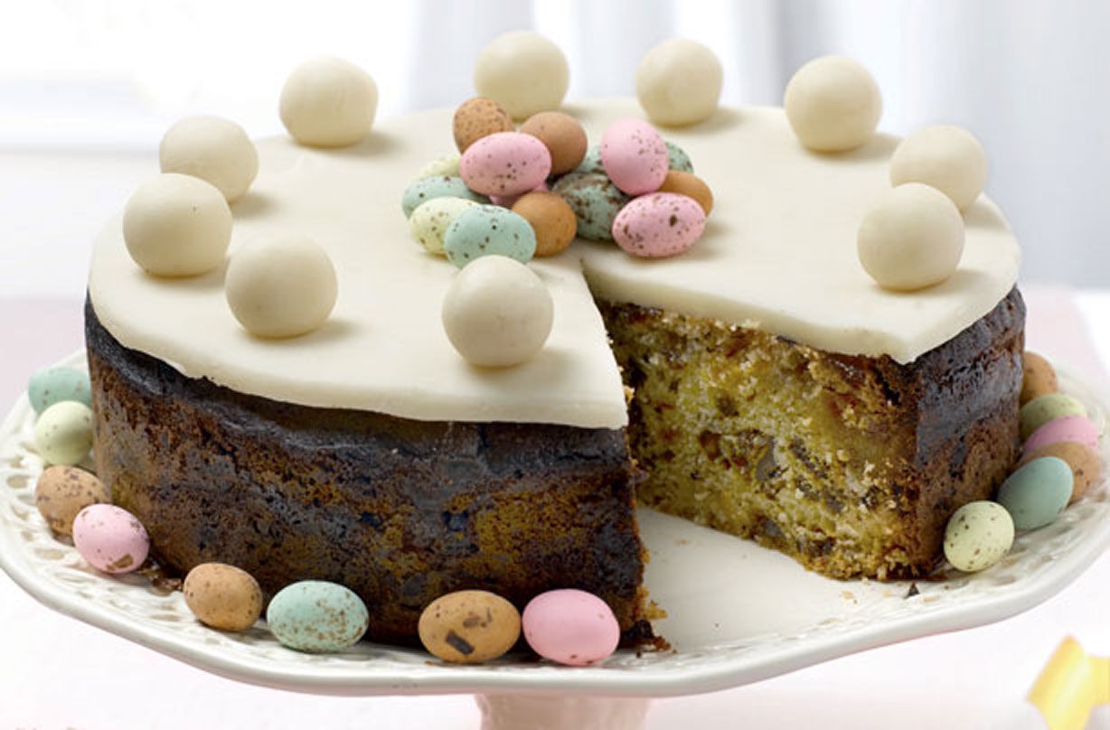 Mini Eggs Simnel cake