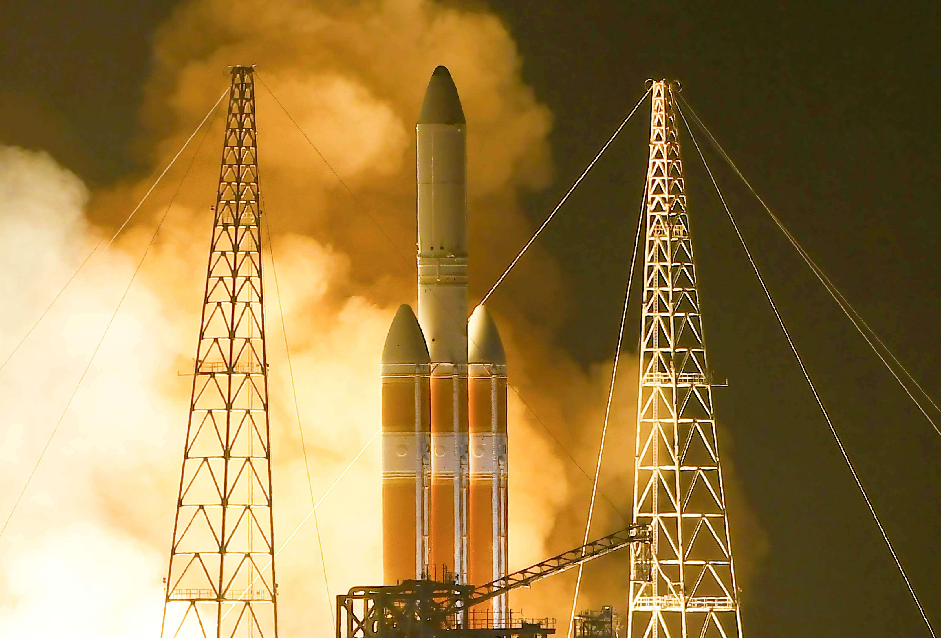 ULA Delta IV Heavy Rocket Puts On A Show On Next To Last Launch Photos Space