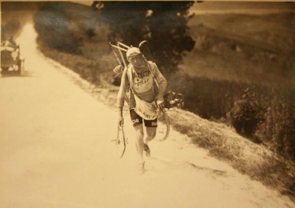 Giuseppe Santia with a broken wheel