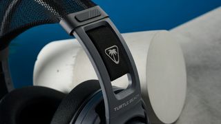 Photograph of the Turtle Beach Atlas Air Headset