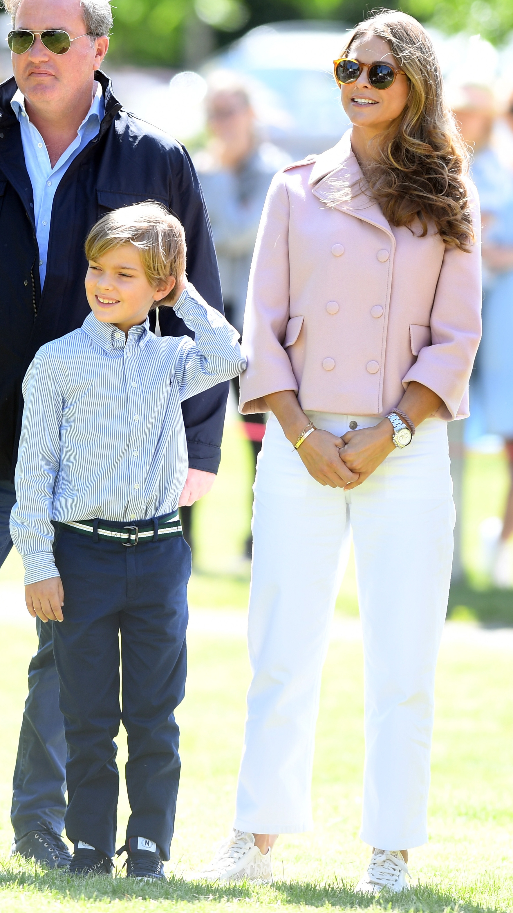 Švédská princezna Madeleine a její syn princ Nicolas se 21. června 2022 účastní inaugurace švédského prince Nicolase v Discovery Parku.