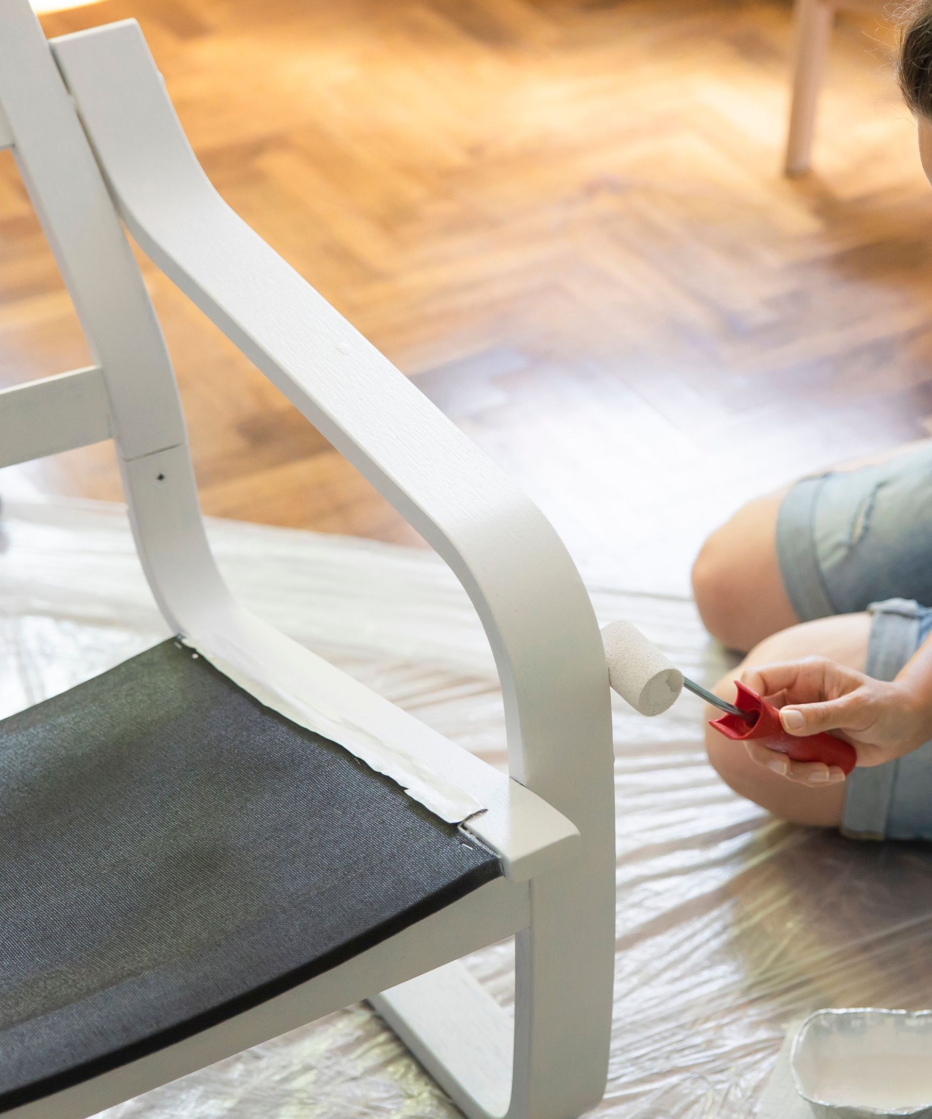 How to paint laminate furniture without sanding