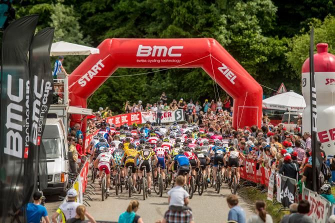 The start of the BMC Cup race in Graenichen