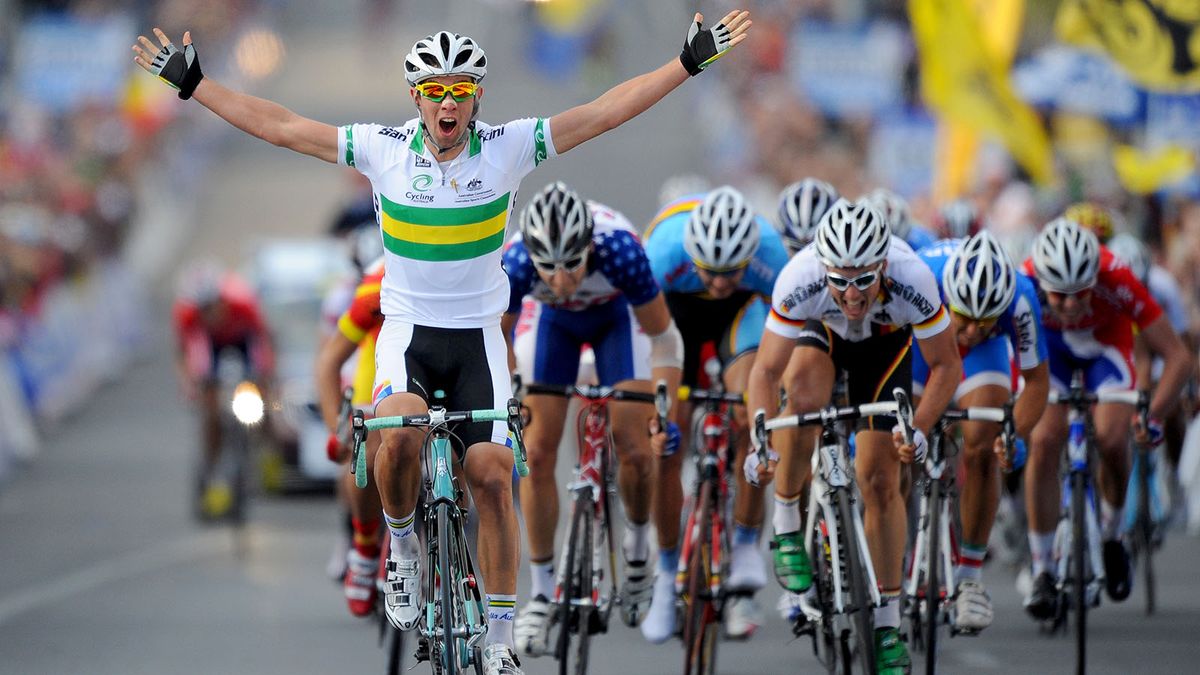 Michael Matthews in the Australian colours wins the U23 race ahead of Degenkolb and Phinney