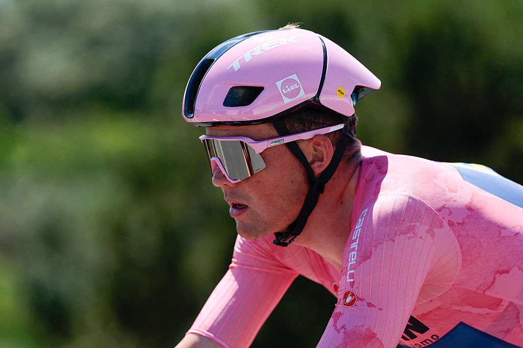 Lidl-Trek's Danish rider Mads Pedersen wearing the overall leader's pink jersey (Maglia Rosa) rides during the 4th stage of the 108th Giro d'Italia cycling race 189kms from Alberobello to Lecce on May 13, 2025. (Photo by Luca Bettini / AFP)