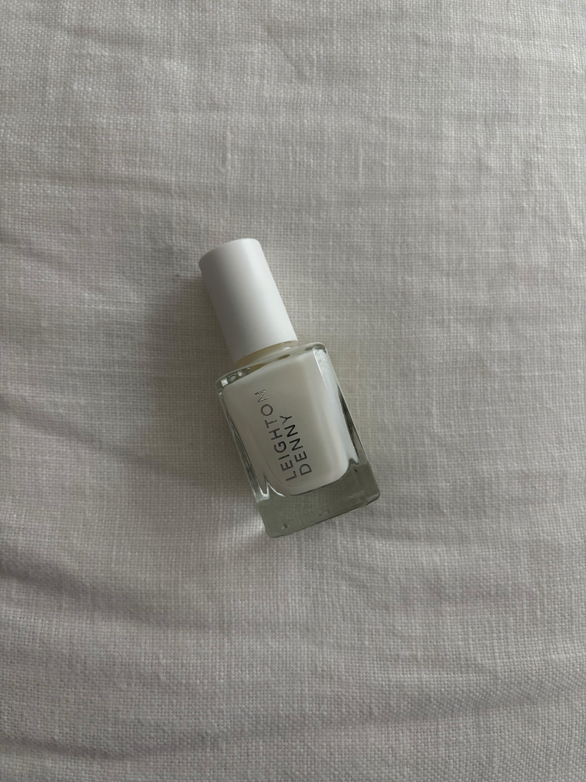 A picture of the Leighton Denny nail brightener