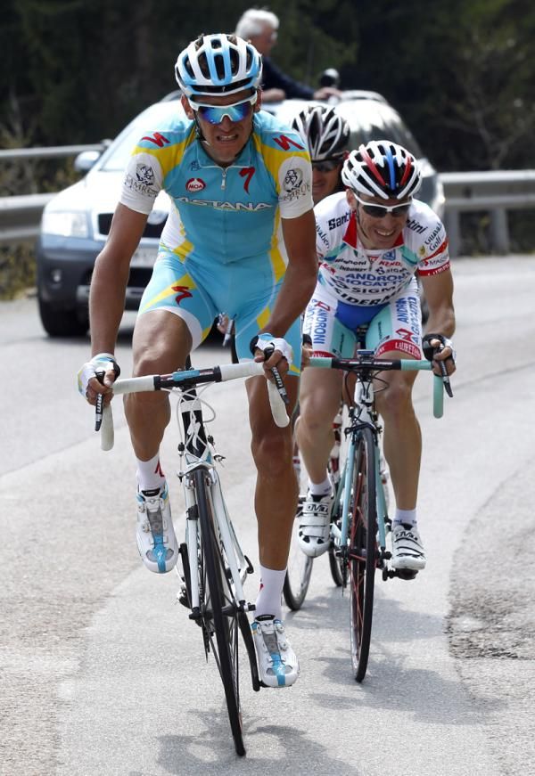 Roman Kreuziger (Pro Team Astana) powers the break on the final climb.