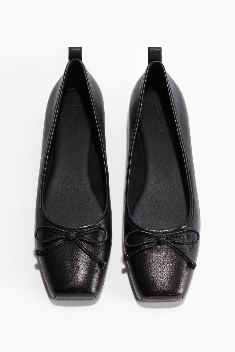 Black leather, Ballet Pumps with tie detailing