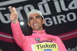 Alberto Contador (Tinkoff-Saxo) moves head of Fabio Aru (Astana) after the stage 14 time trial