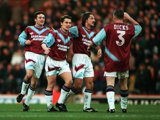 West Ham United players celebrate a goal, January 1995