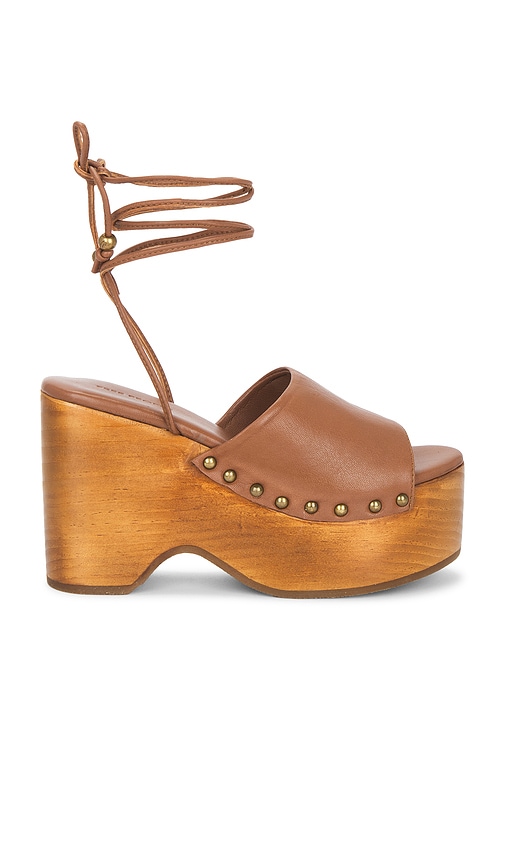 Front Row Wrap Clog