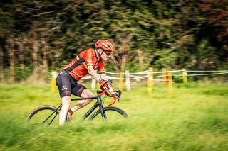 How to photograph cycling panning images