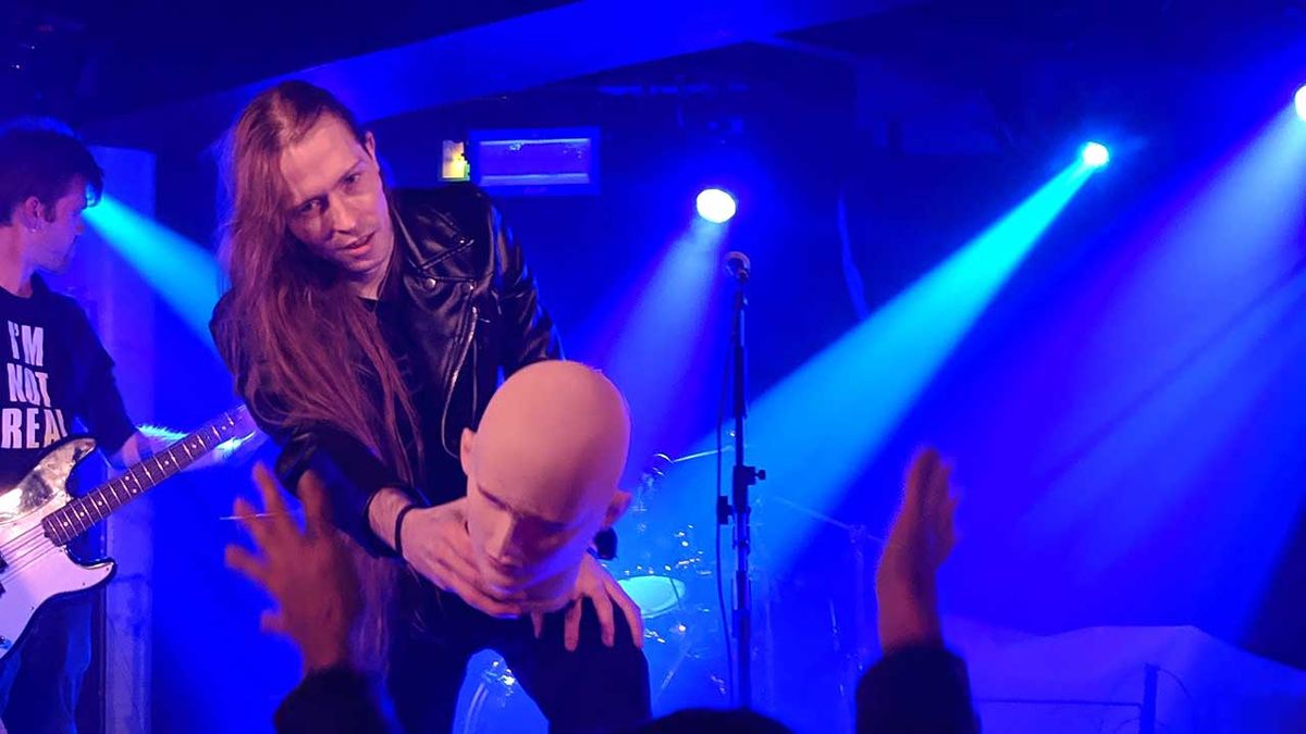 Jered Threatin onstage