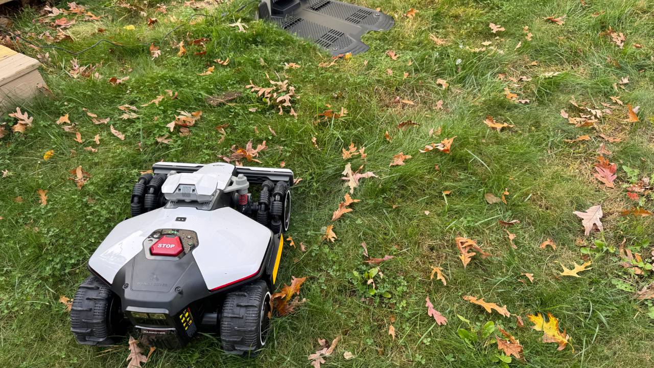 Mammotion Luba Mini AWD