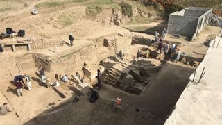 The temple was discovered by Italian and Pakistani archaeologists on land near the center of Bakirot acquired by the region's provincial government.