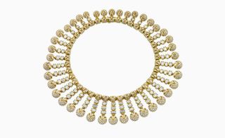 Necklace in yellow gold with diamonds