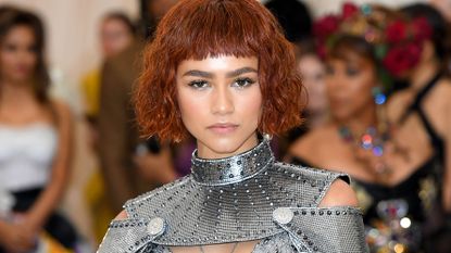 Met Gala 2018: Zendaya Channels Joan of Arc in Custom Versace – WWD