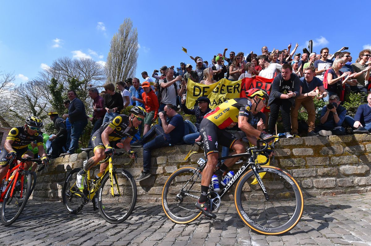 Philippe Gilbert (Quick-Step Floors) making his move on the Muur de Geraardsbergen