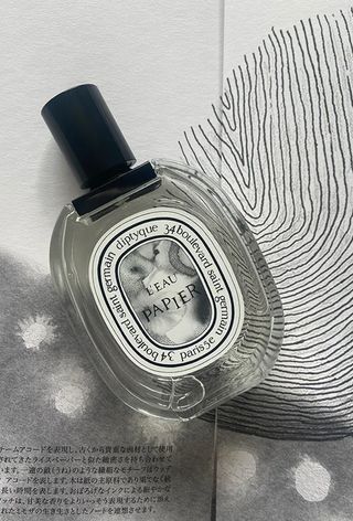 Diptyque L'Eau Papier perfume bottle