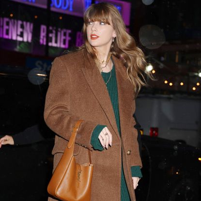 Gucci horsebit listing taylor swift