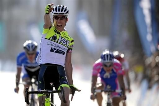 Giovanni Visconti (ISD) nabs a fine win on stage three of Tour of Turkey.