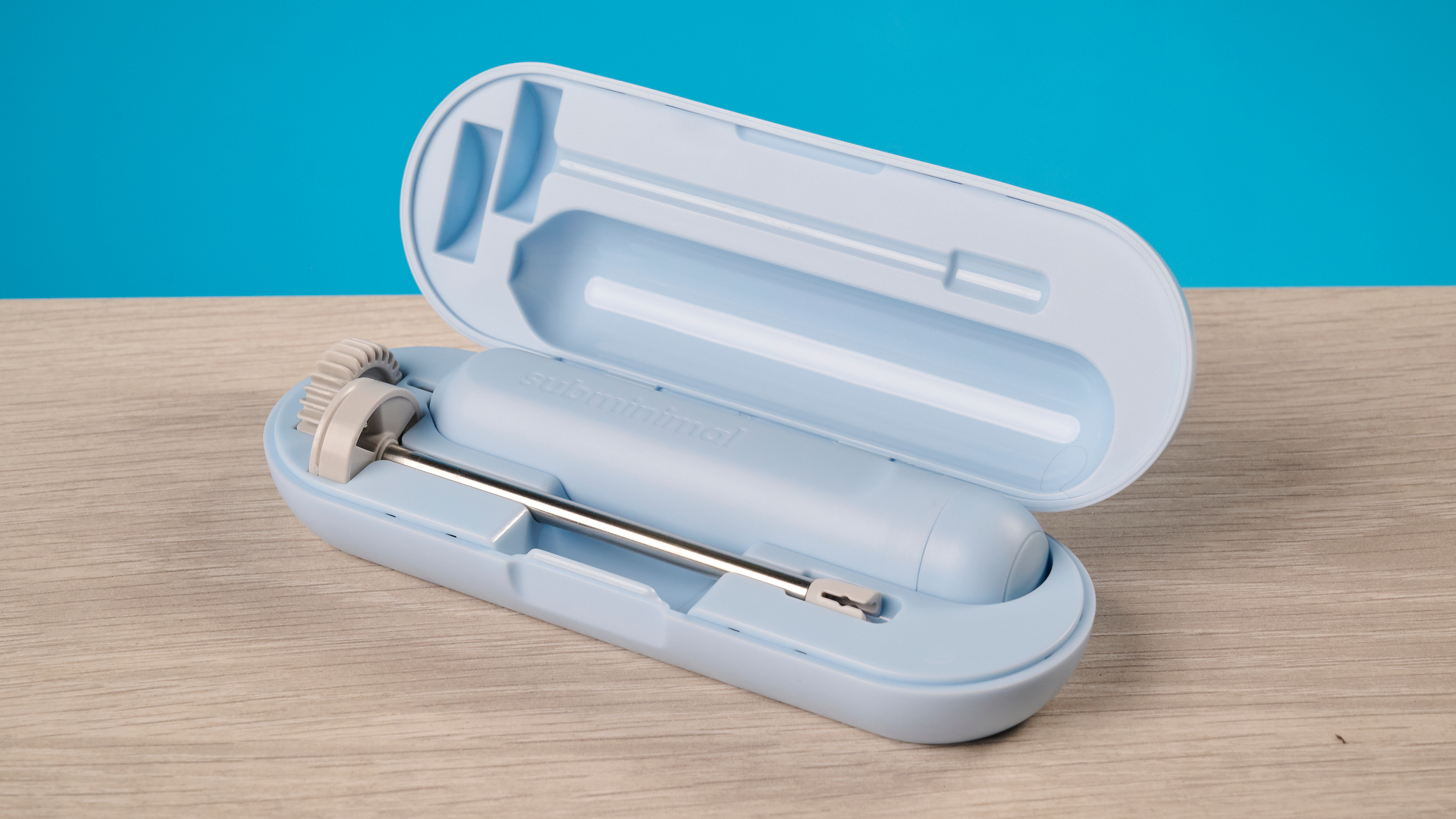 the subminimal nanofoamer go in sky blue photographed against the blue tom's guide background