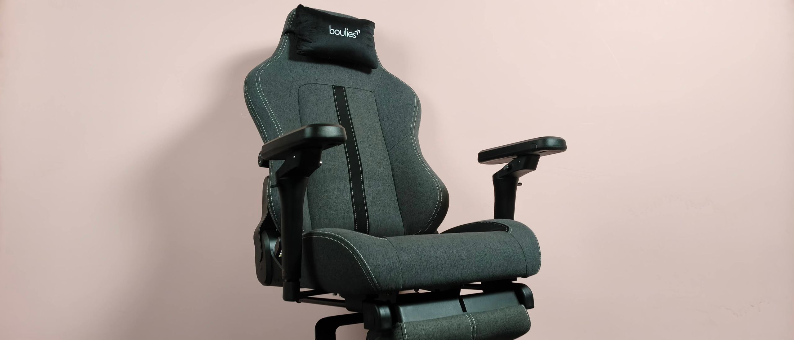 This gaming chair has more versatile armrests than the Secretlab Titan's — and it's not the only feature that stands out