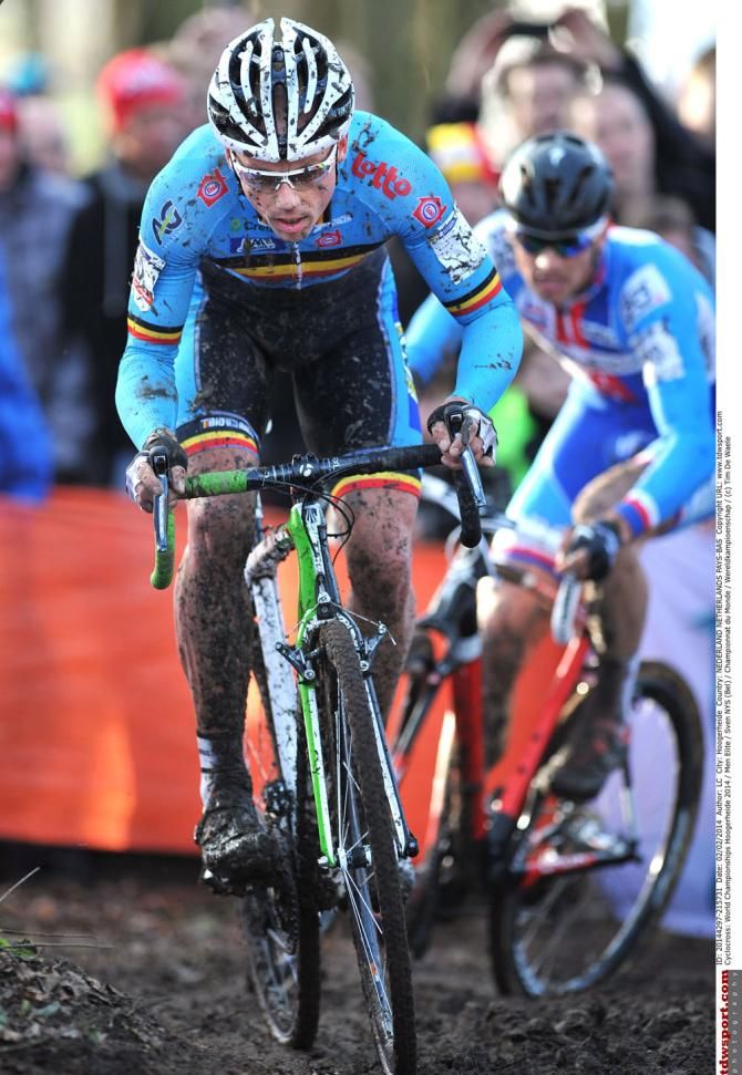 Sven Nys (Belgium) leads Zdenek Stybar (Czech Republic)