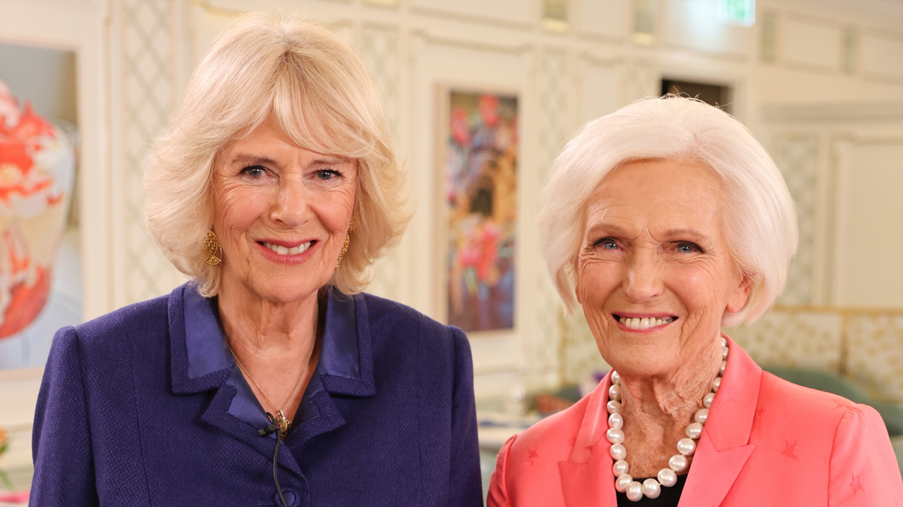 Mary Berry to crown the Jubilee Pudding winner this week