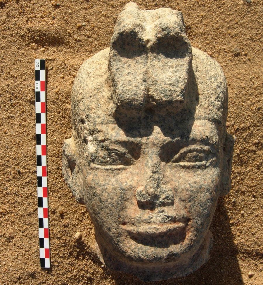 Parts of a 2,600-year-old statue engraved with an Egyptian hieroglyphic inscription were discovered recently at the site of Dangeil in Sudan. 