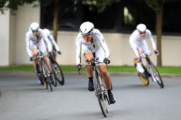 Amanda Miller leads HTC-HighRoad on the way to victory