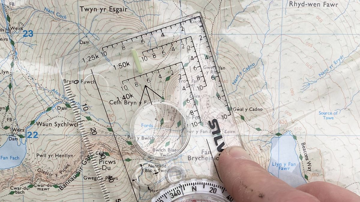 How to take a bearing: navigate the wild with confidence | Advnture