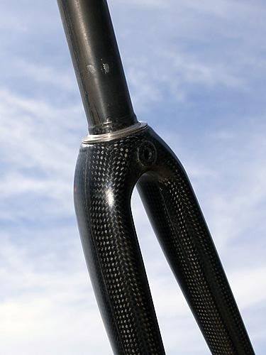 This upcoming model was developed in concert with Chris King to help eliminate sharp fiber bends at the crown.