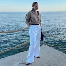 Alexis Foreman wearing a summer outfit.