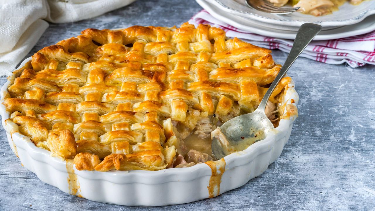 chicken lattice pie