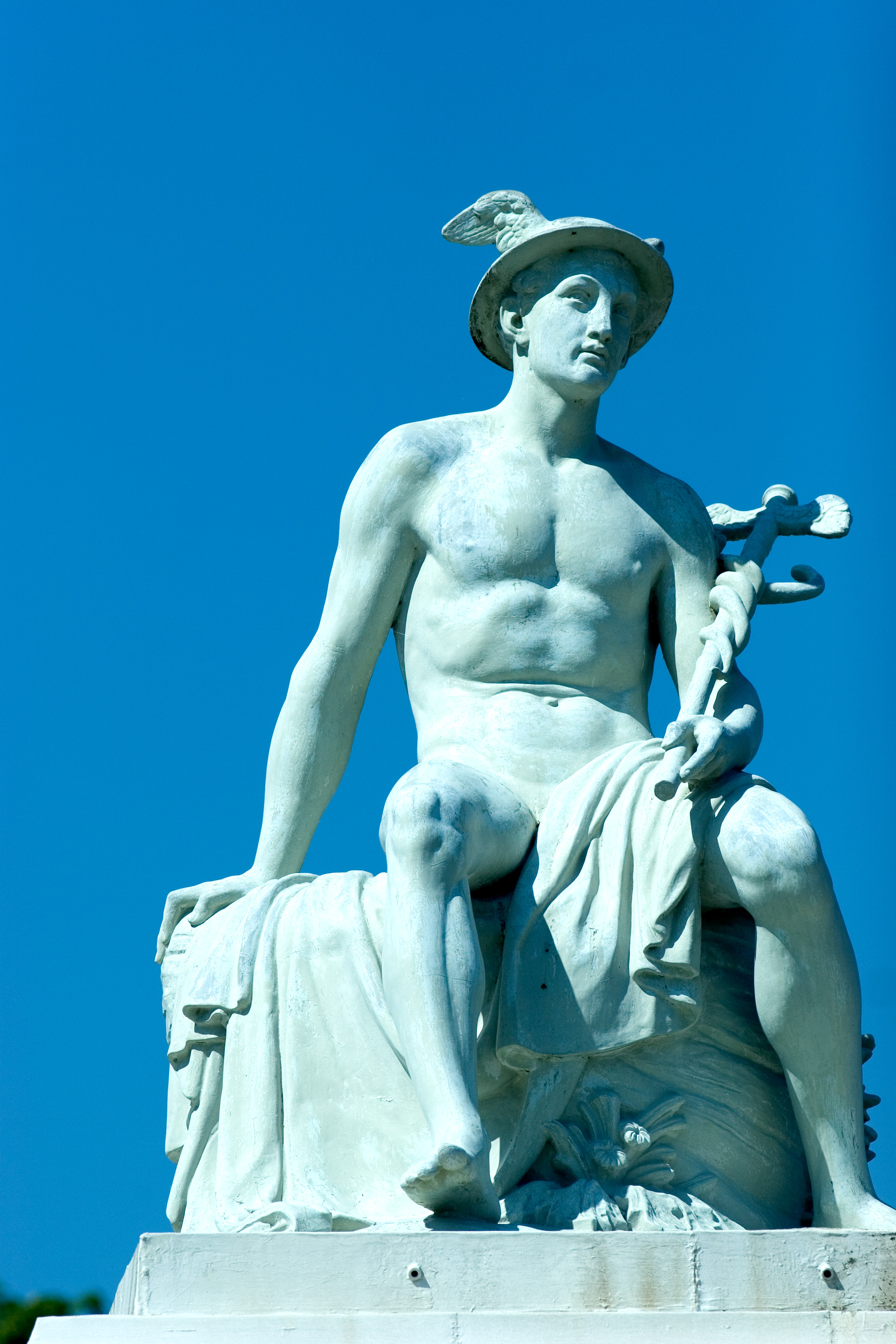 Der griechische Gott Hermes wird oft mit dem Kadaver dargestellt.