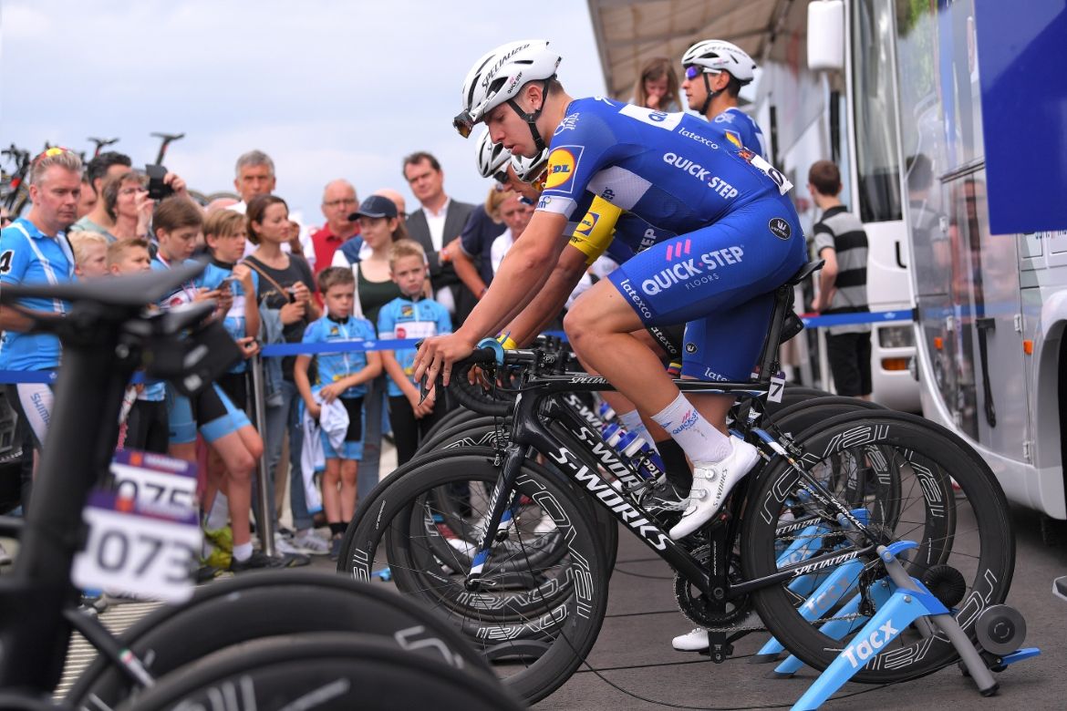 Quick-Step warm up for the Sprint