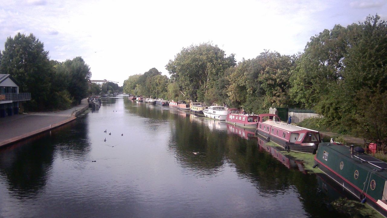 Sample photograph taken with Godox C100 showing view of river and riverboats