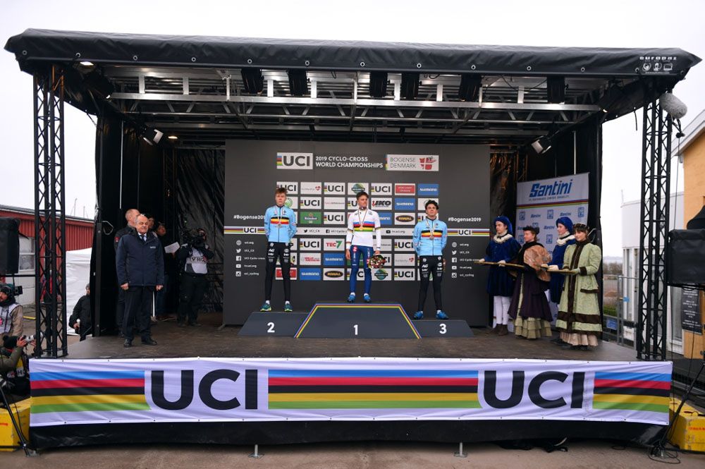 Ben Tulett (Great-Britain) flanked by Witse Meeussen (L) and Ryan Cortjens both of Belgium