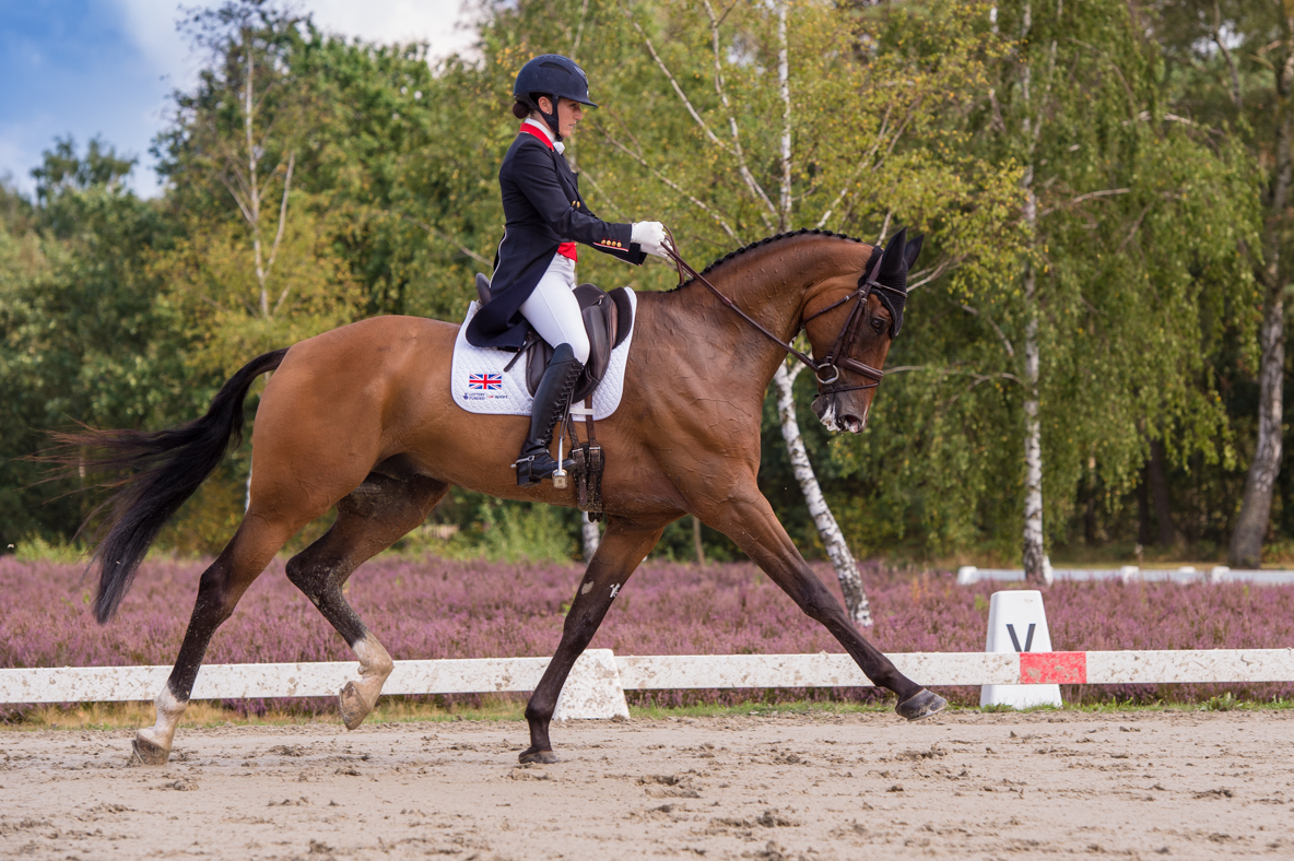 Laura-Collett_London-52_EurosLuhmuhlen_PN19_84113.jpg