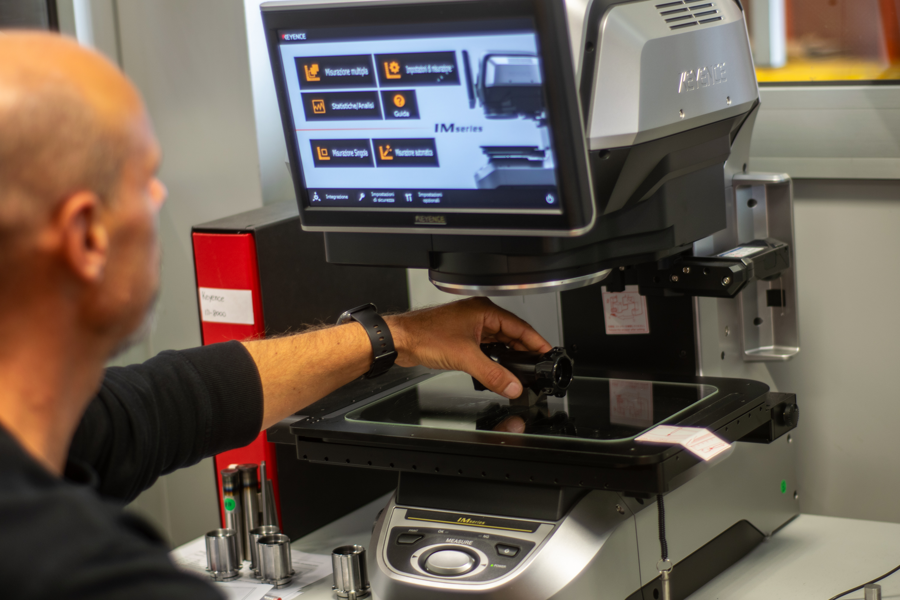 An Ursus hub being checked