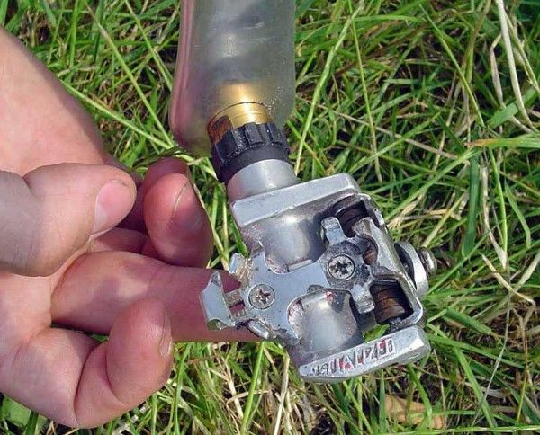The Specialized pedals were once double-sided MTB pedals. Now they have been shaved down to save weight.