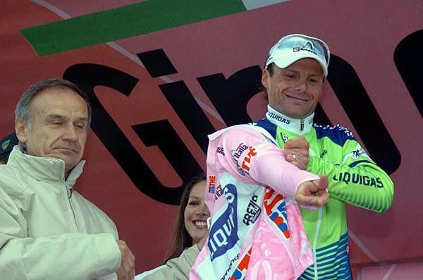 Danilo Di Luca (Liquigas) is getting used to wearing pink.