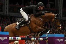 William WHITAKER (GBR) riding Utamaro d Ecaussines in the Longines FEI Jumping World Cup (Class 19) during the Olympia, The London International Horse Show held at Olympia in London in the UK between 17 - 23 December 2018