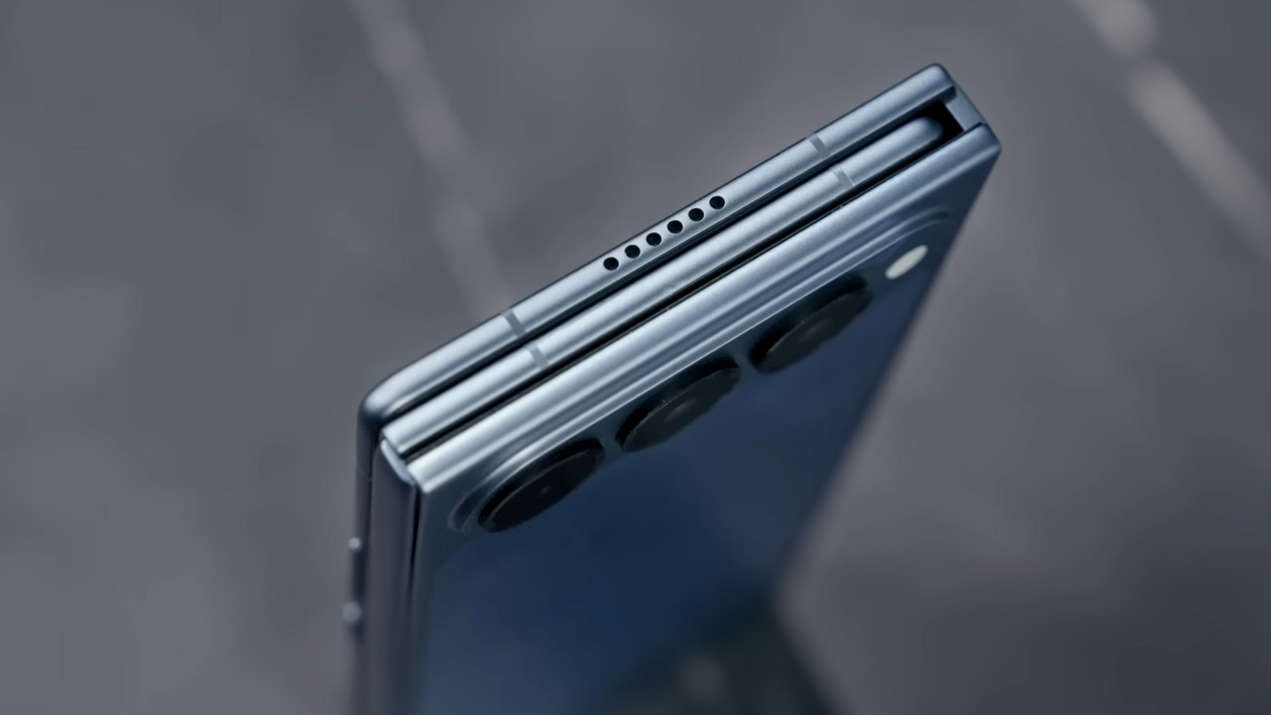 Phantom Ultimate G Fold concept