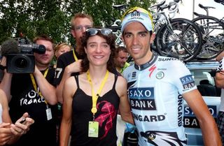Marianne Vos, winner of the Giro Donne, and Giro d'Italia champion Alberto Contador met after the Tour de France stage 10
