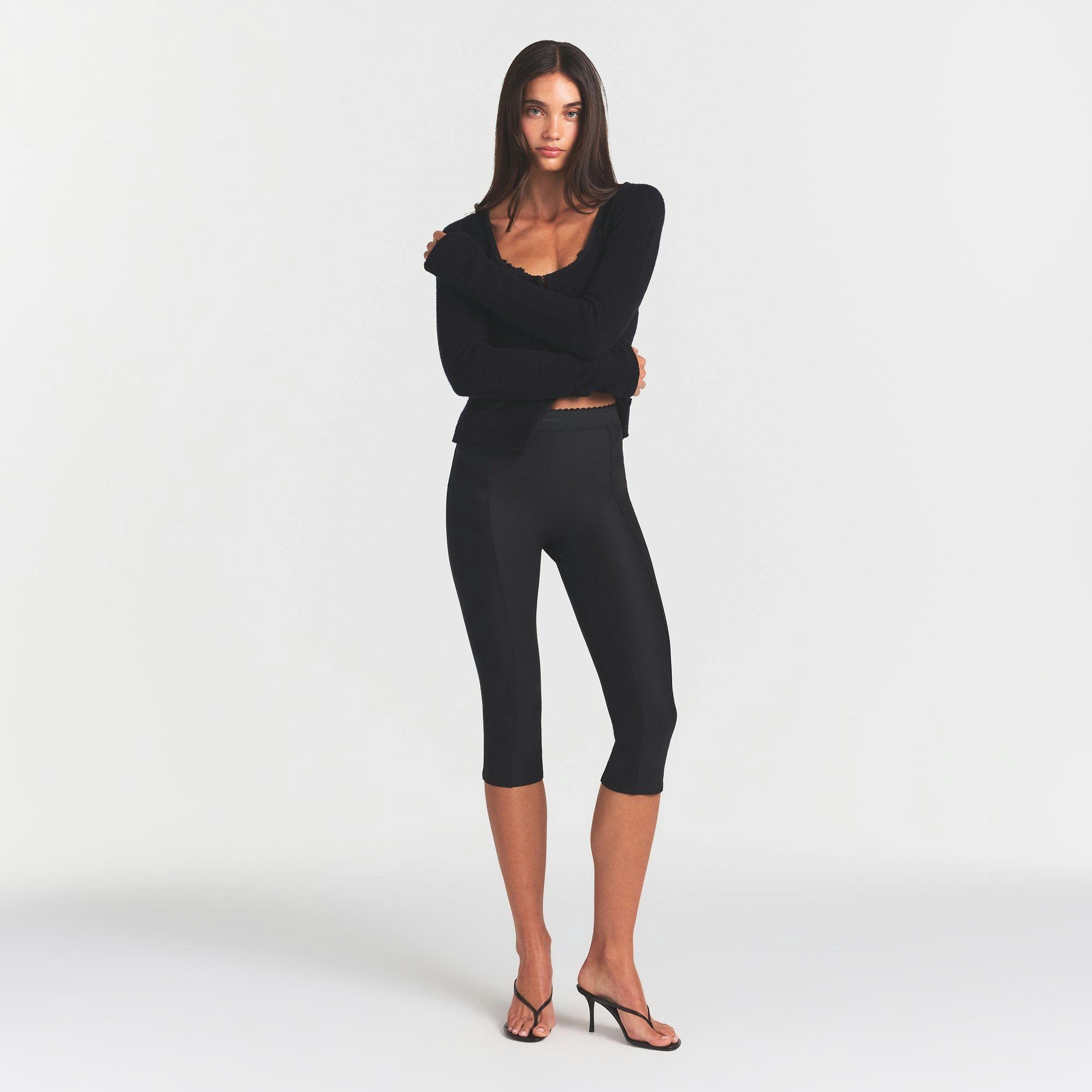 Skims Body High-Waisted Capri | Onyx | Xxs