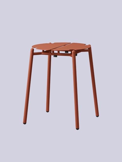 Novo Stool in Gingerbread